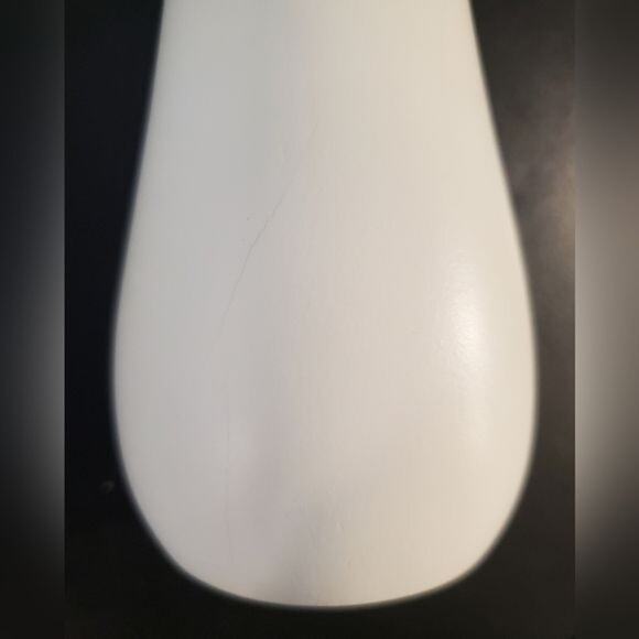 White painted wooden (I suppose) Pepper Grinder 9" - Picture 12 of 12